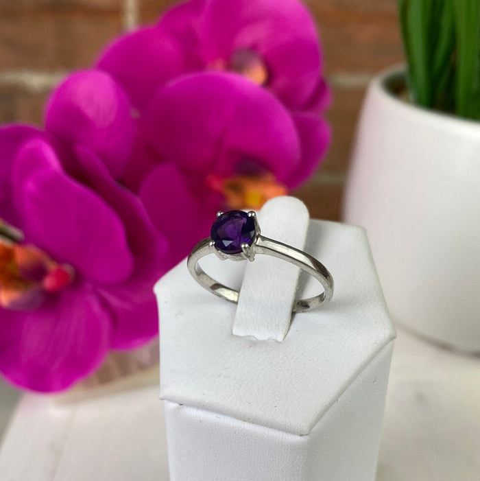 Amethyst Faceted sterling silver Prong Ring 0.25" (Assorted Shapes)