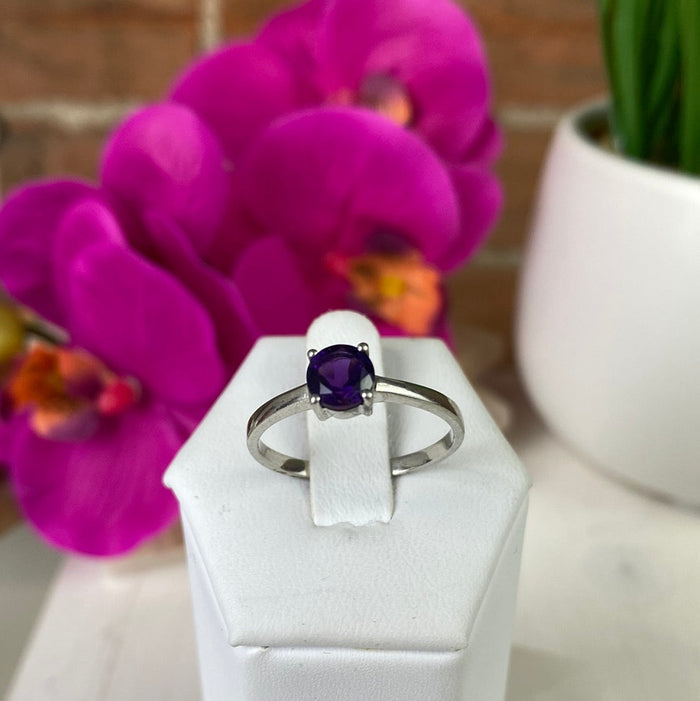 Amethyst Faceted sterling silver Prong Ring 0.25" (Assorted Shapes)