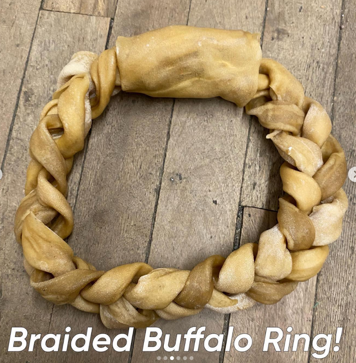 BIG DOG Braided Buffalo Cheek Donut - 7-8" 🍁 Nature's Own