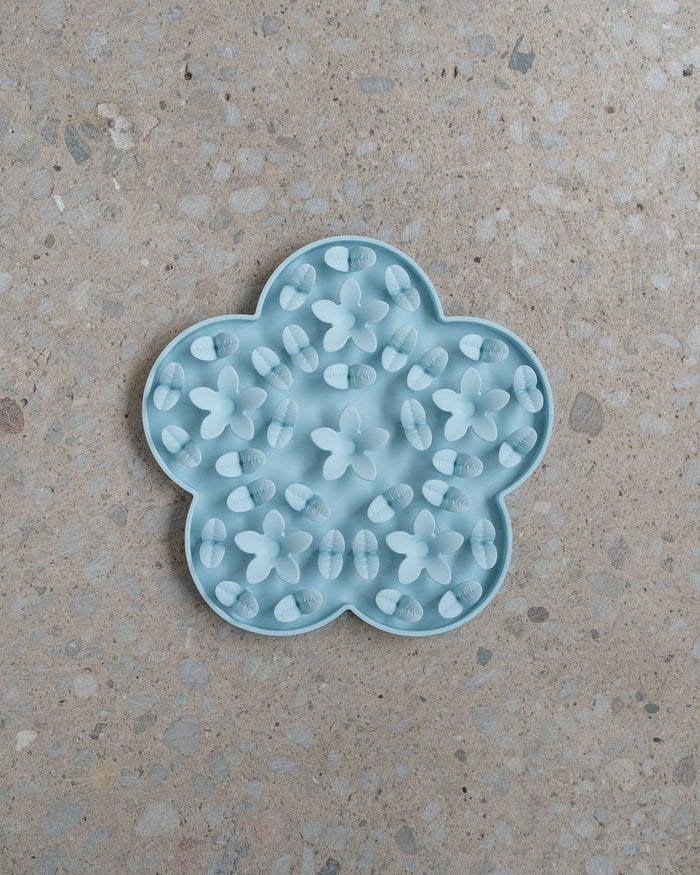 Dexypaws 🍁Blue Flower Enrichment Snuffle Mat